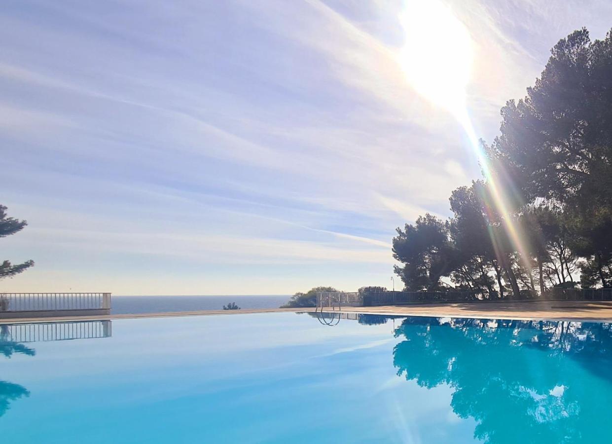 Superbe Appartement Dans Cadre D'Exception - Piscine, Plage Et Tennis Prive Bandol Zewnętrze zdjęcie