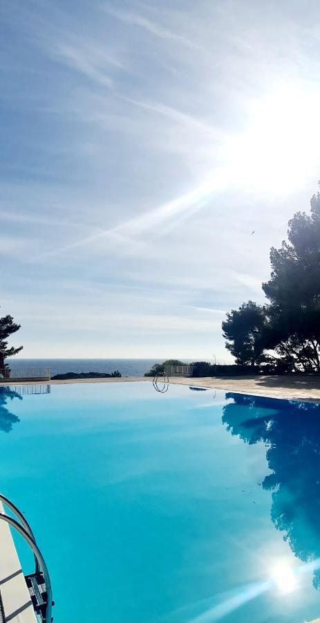 Superbe Appartement Dans Cadre D'Exception - Piscine, Plage Et Tennis Prive Bandol Zewnętrze zdjęcie